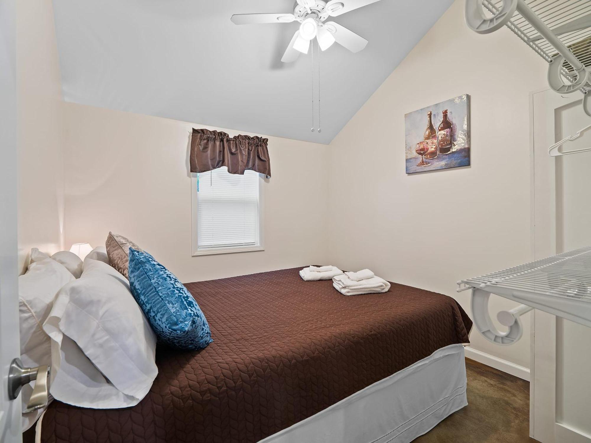 Chardonnay Cottage - Gotl Strip - Cozy & Quaint Geneva المظهر الخارجي الصورة