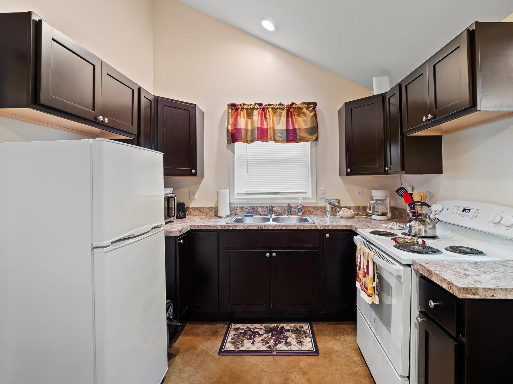 Chardonnay Cottage - Gotl Strip - Cozy & Quaint Geneva المظهر الخارجي الصورة
